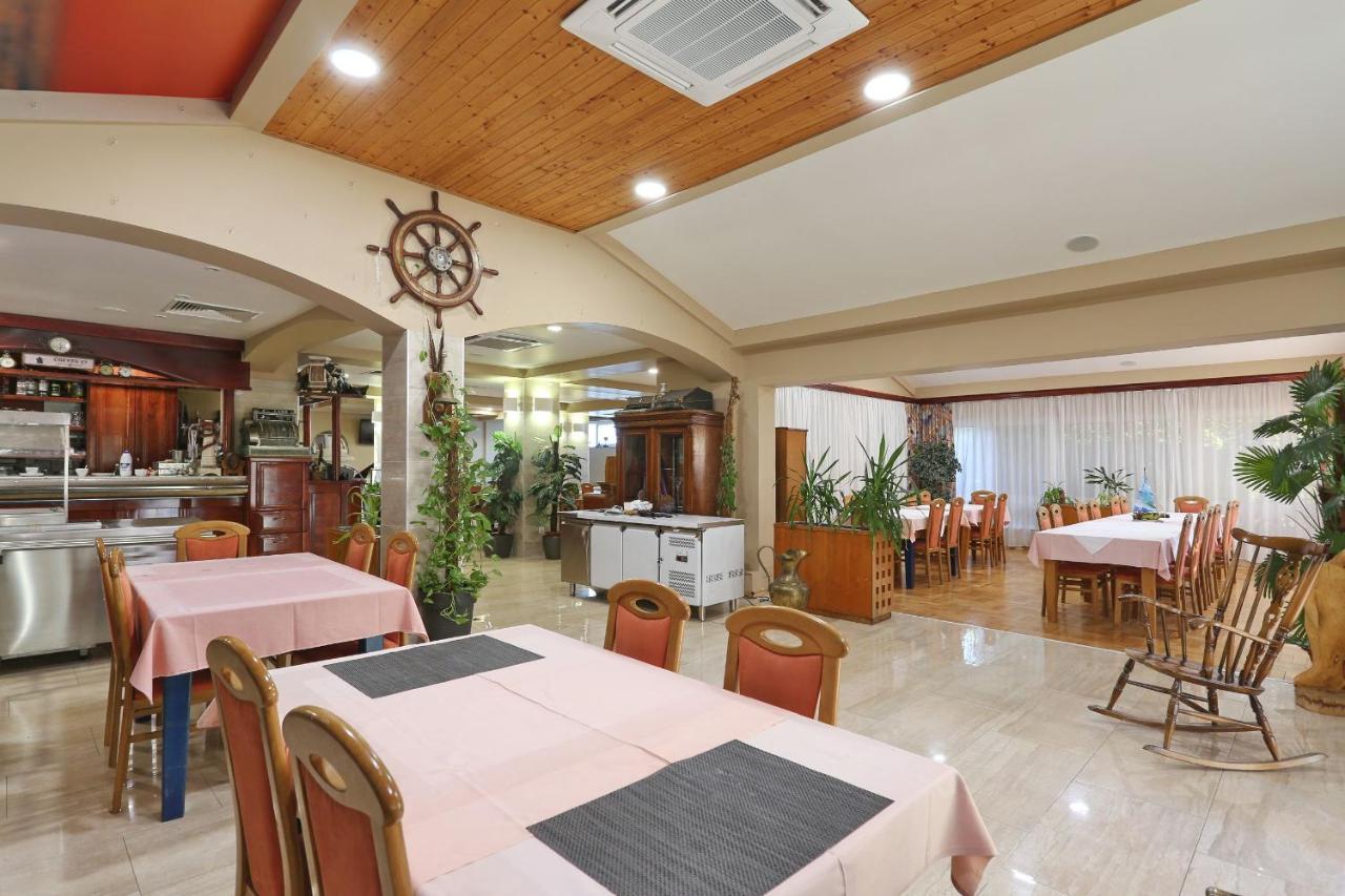 Villa Tade Debeljak Exterior foto